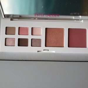Nwt Estee Lauder Pure Envy shadow/Blush